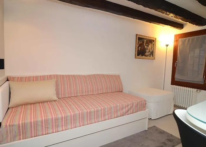 Fortuny Bed and Breakfast