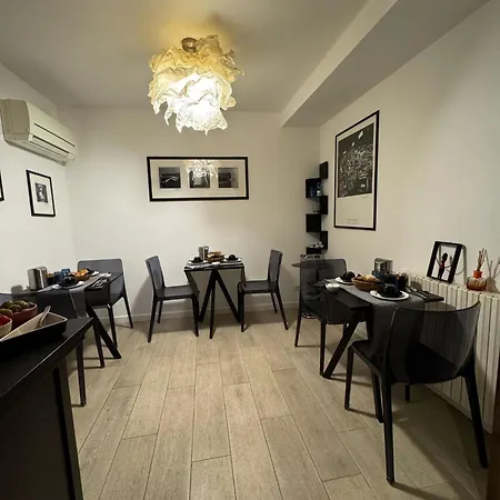 Fortuny Bed & Breakfast 2*