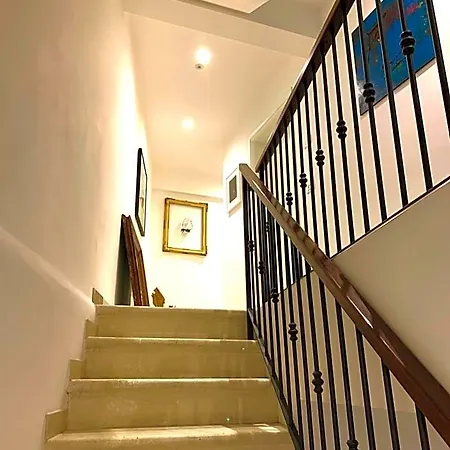 Frühstückspension Fortuny 4*