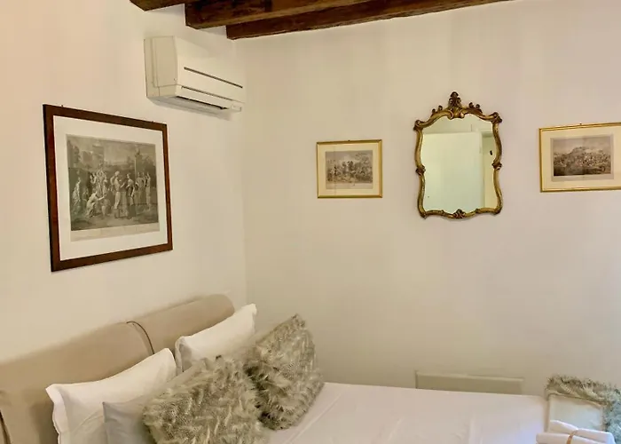 Fortuny Couette-café 4*