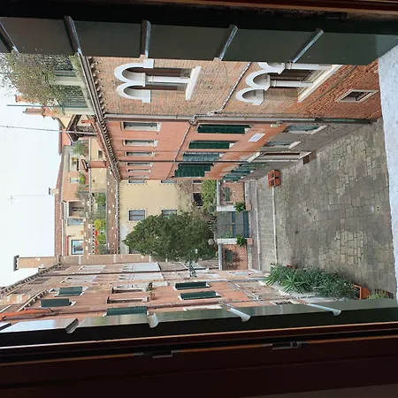 Bed & Breakfast Fortuny