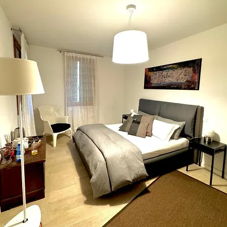 Bed & Breakfast Fortuny Venedig