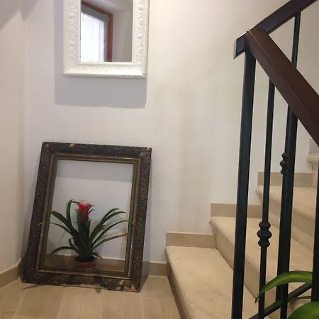 Fortuny Bed & Breakfast 4*