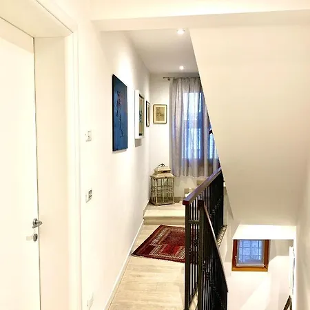 Fortuny Bed & Breakfast