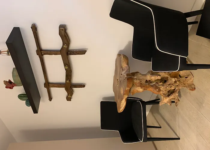 ベッド・アンド・ブレックファスト B＆b フォルトゥニー