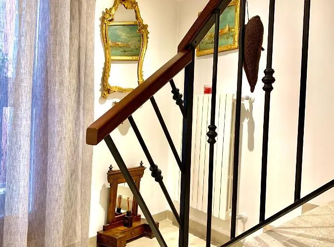 ベッド・アンド・ブレックファスト B＆b フォルトゥニー 4*