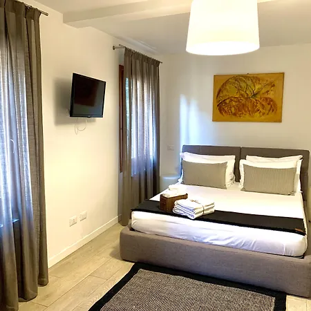 Bed and breakfast Fortuny 4*
